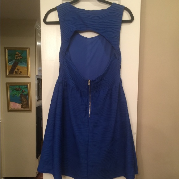 Blue skater dress with cutout back WORN ONCE - Picture 3 of 4